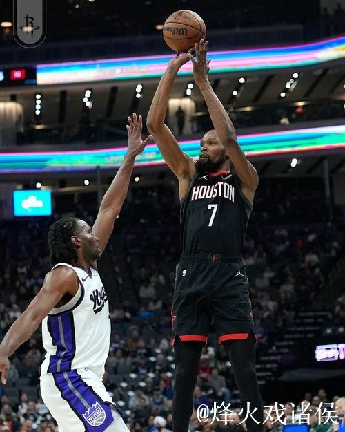 威少15+10德罗赞22分 杜兰特23分国王送火箭三连败